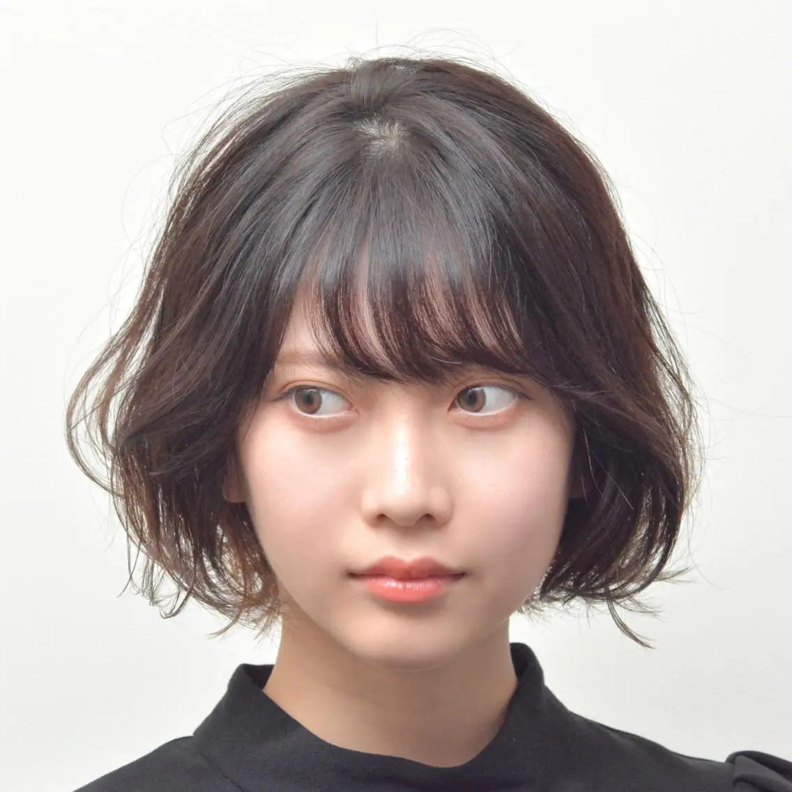 ショート カラー ボブ 外ハネヘア 石川 友美のその他イメージ