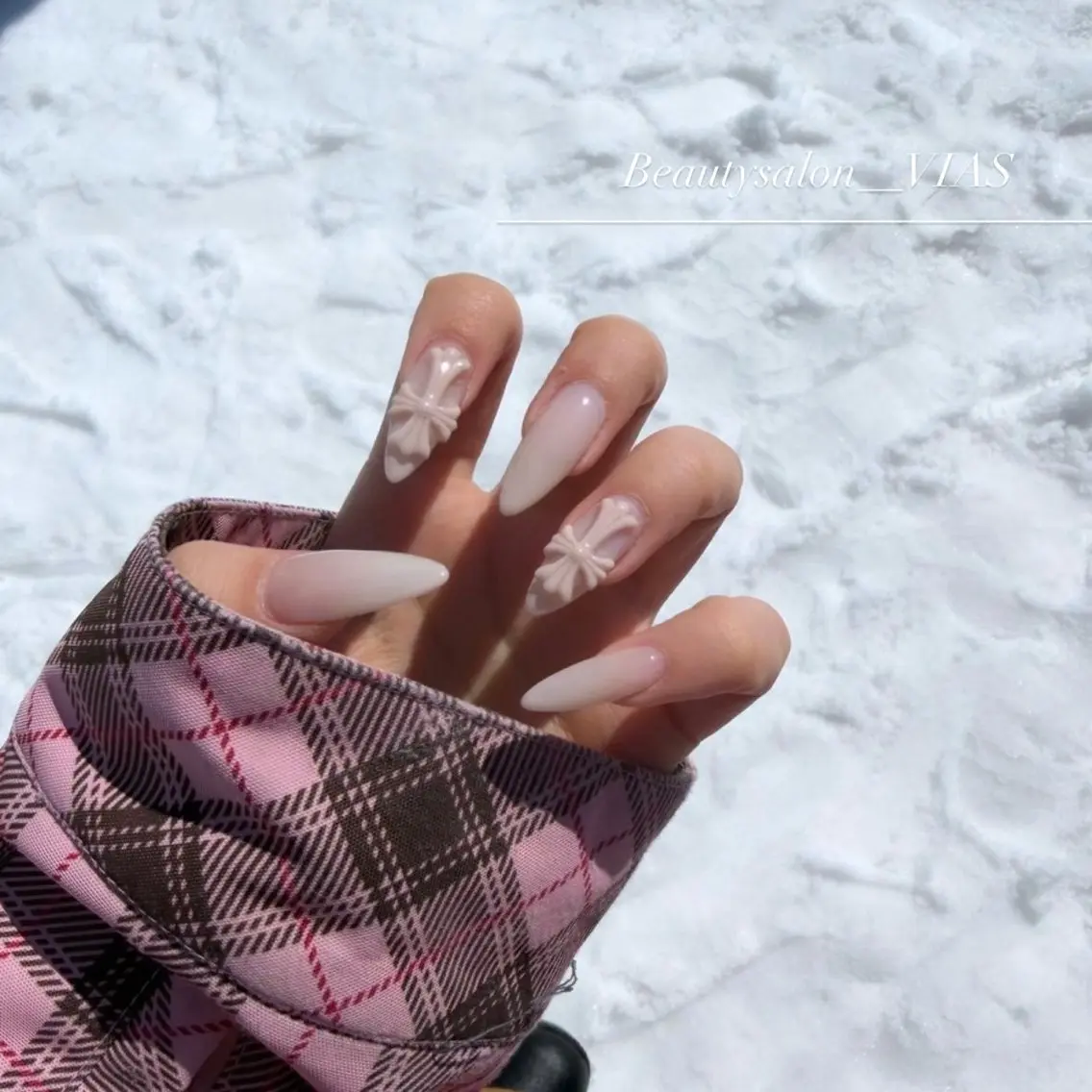 ネイル ハンドネイル VIAS 〜EYE&NAIL〜のマツエク・マツパデザイン