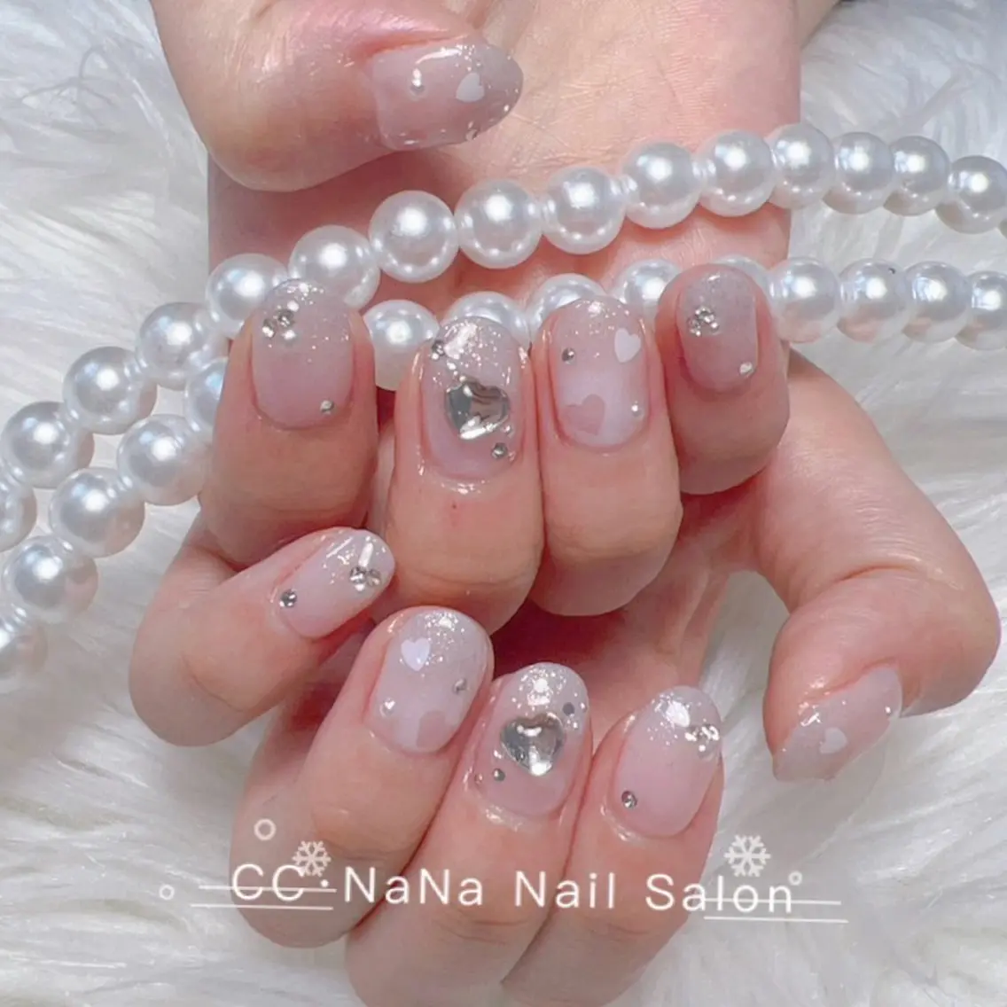 ネイル チークネイル フラッシュネイル ハート キラキラネイル 韓国ネイル ハンドネイル 💎CC・NaNa 韓国風ネイル🌙Cのネイルデザイン