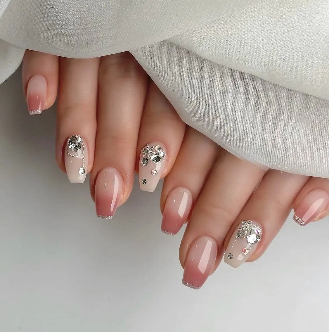 ネイル NailSalon✨ Écrinエクランのネイルデザイン