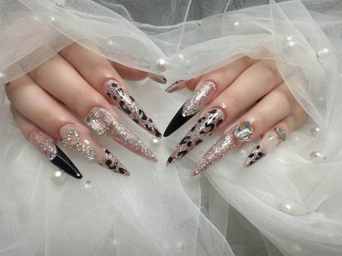 ネイル ハンドネイル EN salon💅 🦋もり💕のネイルデザイン