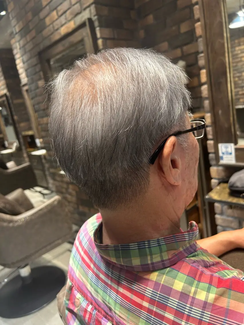 メンズ 寒河江 真希のヘアスタイル