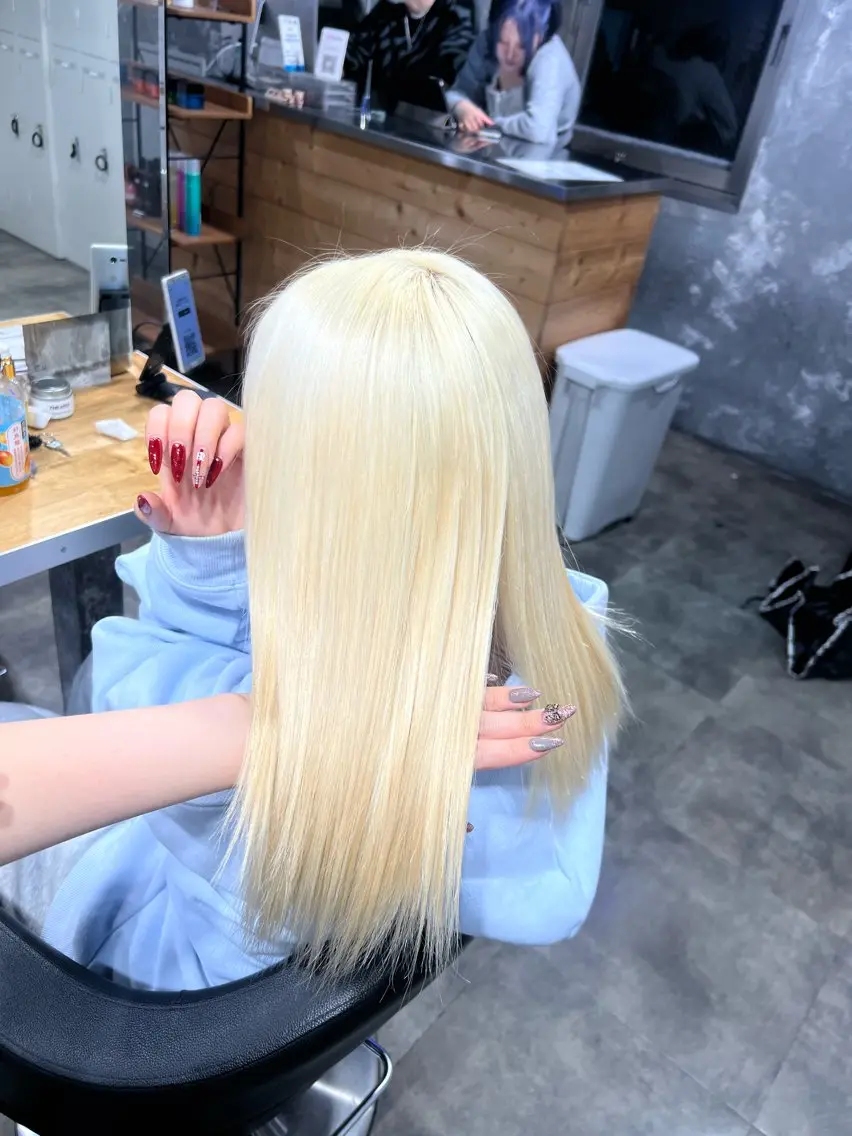 🤍大人気メニュー🤍カット+ダブルカラー【ケアブリーチ込み】+髪質改善トリートメントの写真