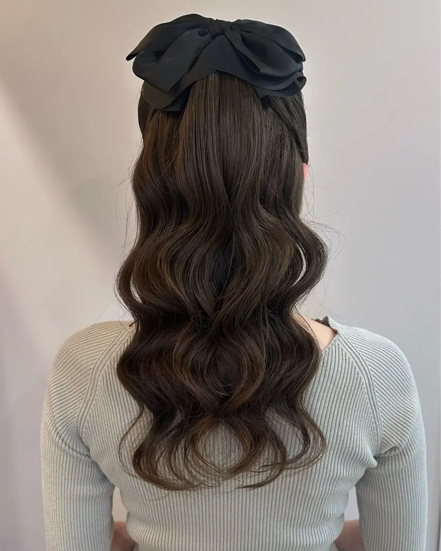 ヘアアレンジ ハーフアップ ヘアセット 髪質改善・艶髪カラー 🌷miku🌷のヘアスタイル