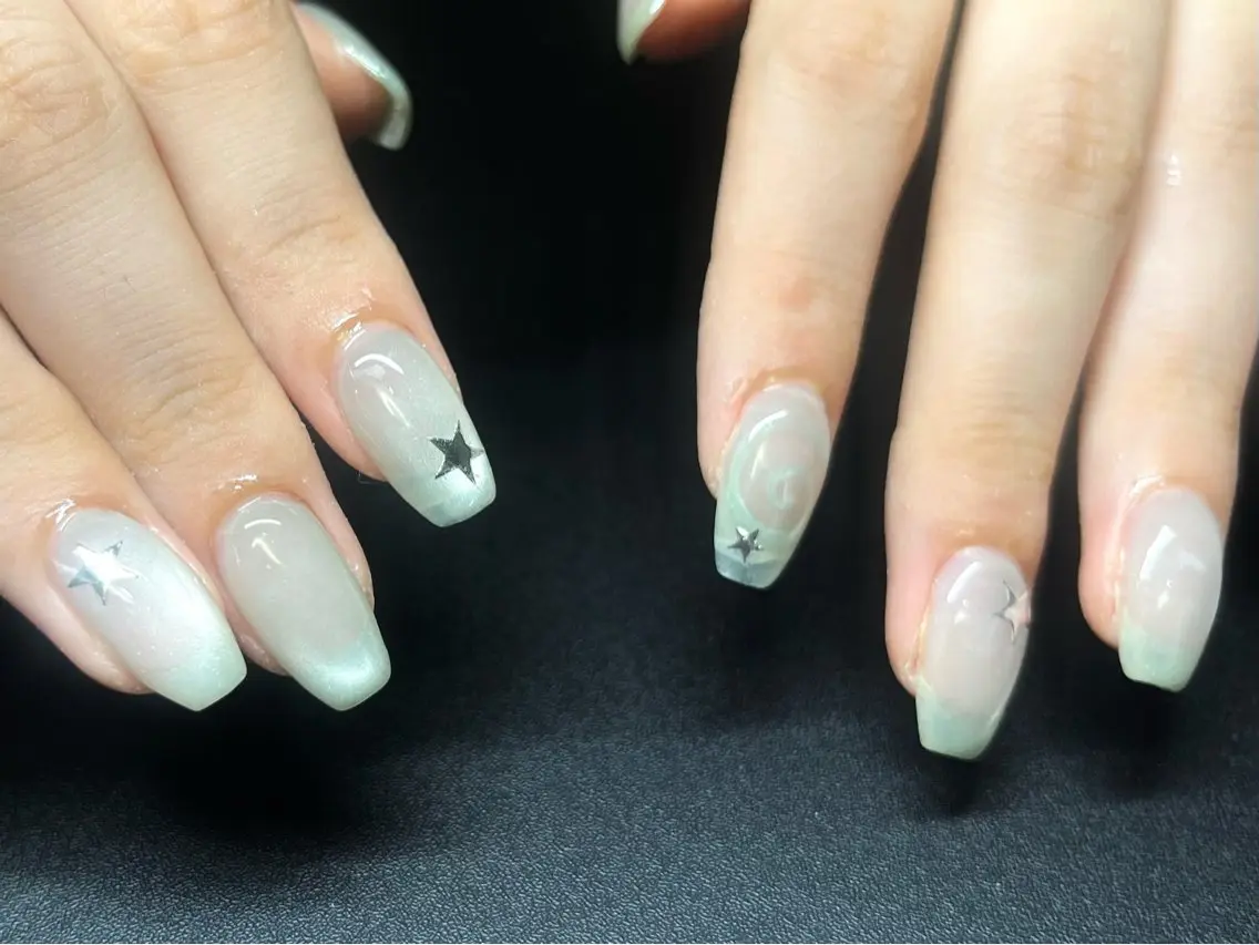 ネイル ハンドネイル Chika .のネイルデザイン