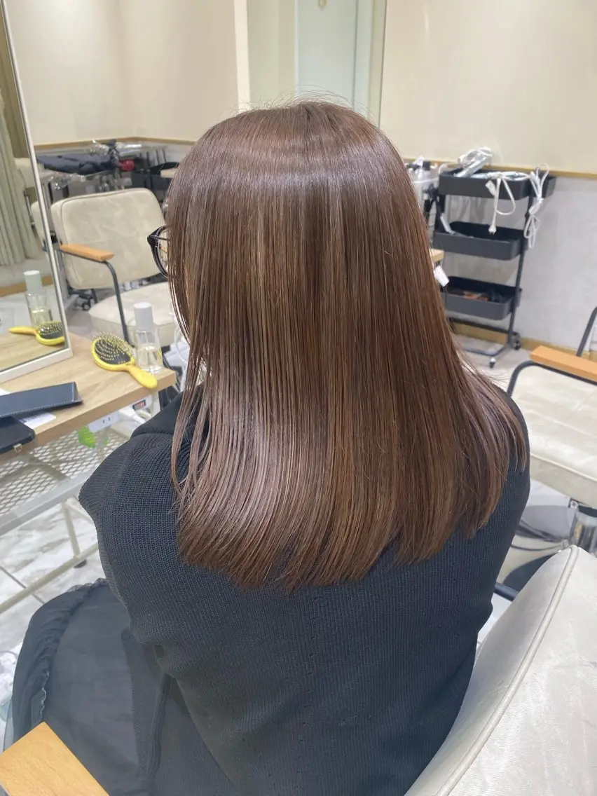 ミディアム カラー カット ヘアカラー トリートメント hina☺︎ 髪質改善/ストレートのヘアスタイル