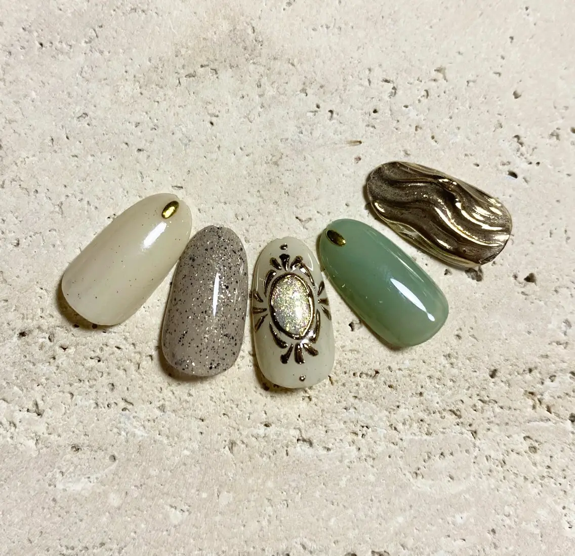 ミディアム cattleya nailのネイルデザイン