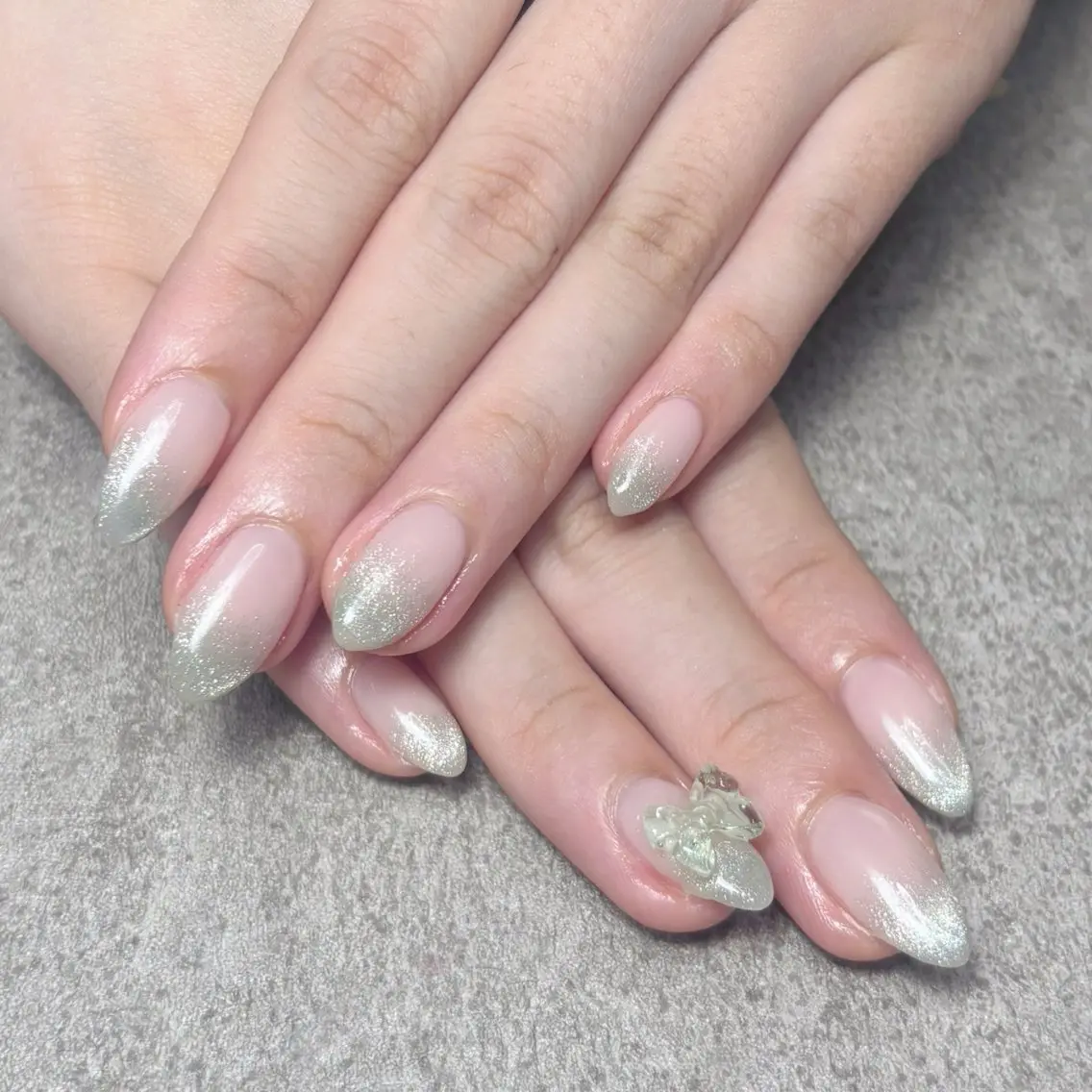 ネイル ハンドネイル nailroom DIASOMNIAのネイルデザイン