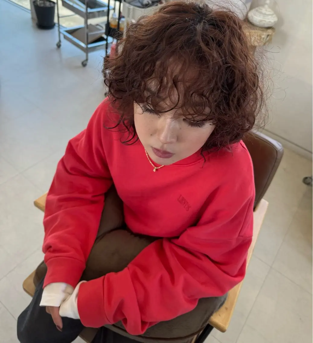 ミディアム パーマ 鈴木 妃帆未のヘアスタイル