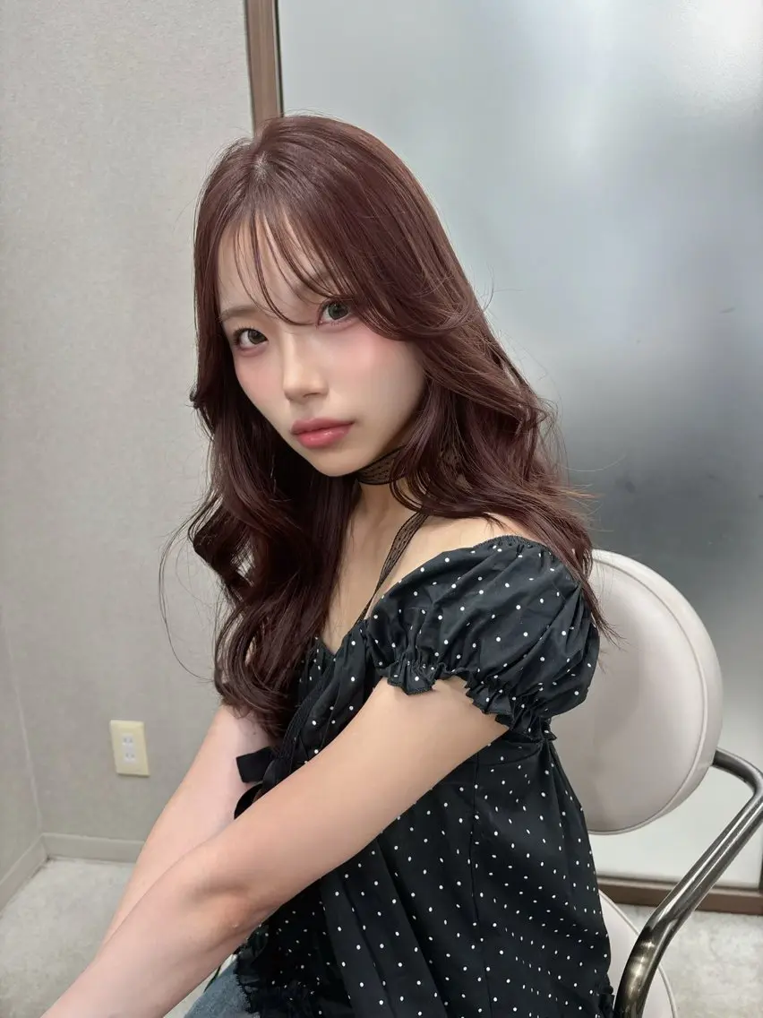 セミロング 韓国風ヘア レイヤーカット 似合わせカット カット ヘアカラー トリートメント 西尾 彩那のヘアスタイル