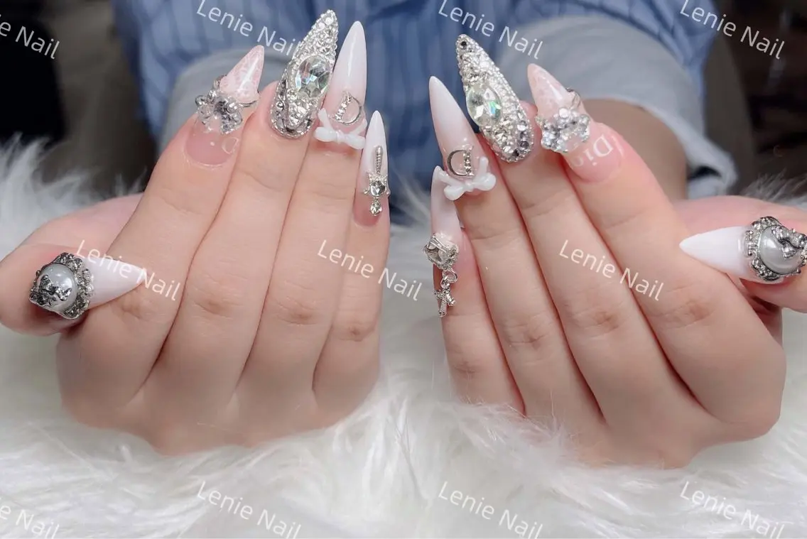 ネイル アートネイル 韓国ネイル 持ち込み ワンホンネイル ハンドネイル Lenie Nail Salonのネイルデザイン