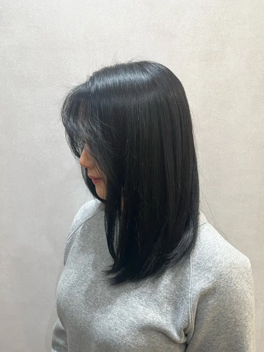 カラー 黒髪 ブルーカラー ブルーブラック 無料カットモデル ✂︎いおん✂︎のヘアスタイル