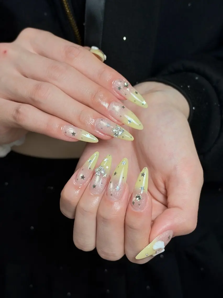 ネイル チークネイル ドット フレンチネイル グラデーション ハート ハンドネイル Julli NailStudioのネイルデザイン