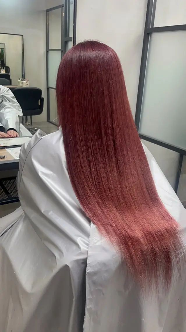 カラー 今井 花音のヘアスタイル