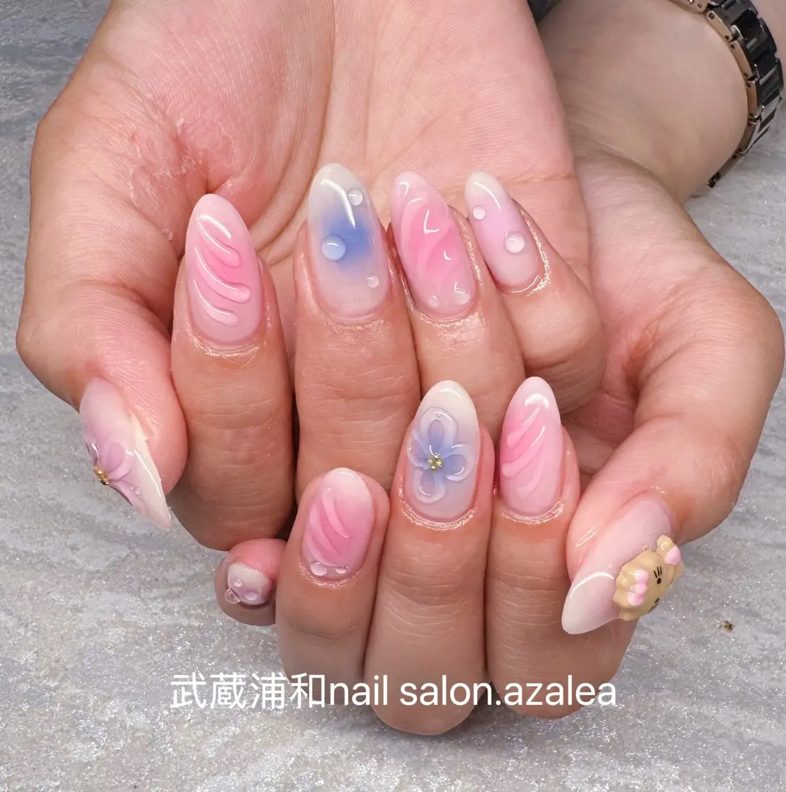 ネイル ハンドネイル R inのネイルデザイン