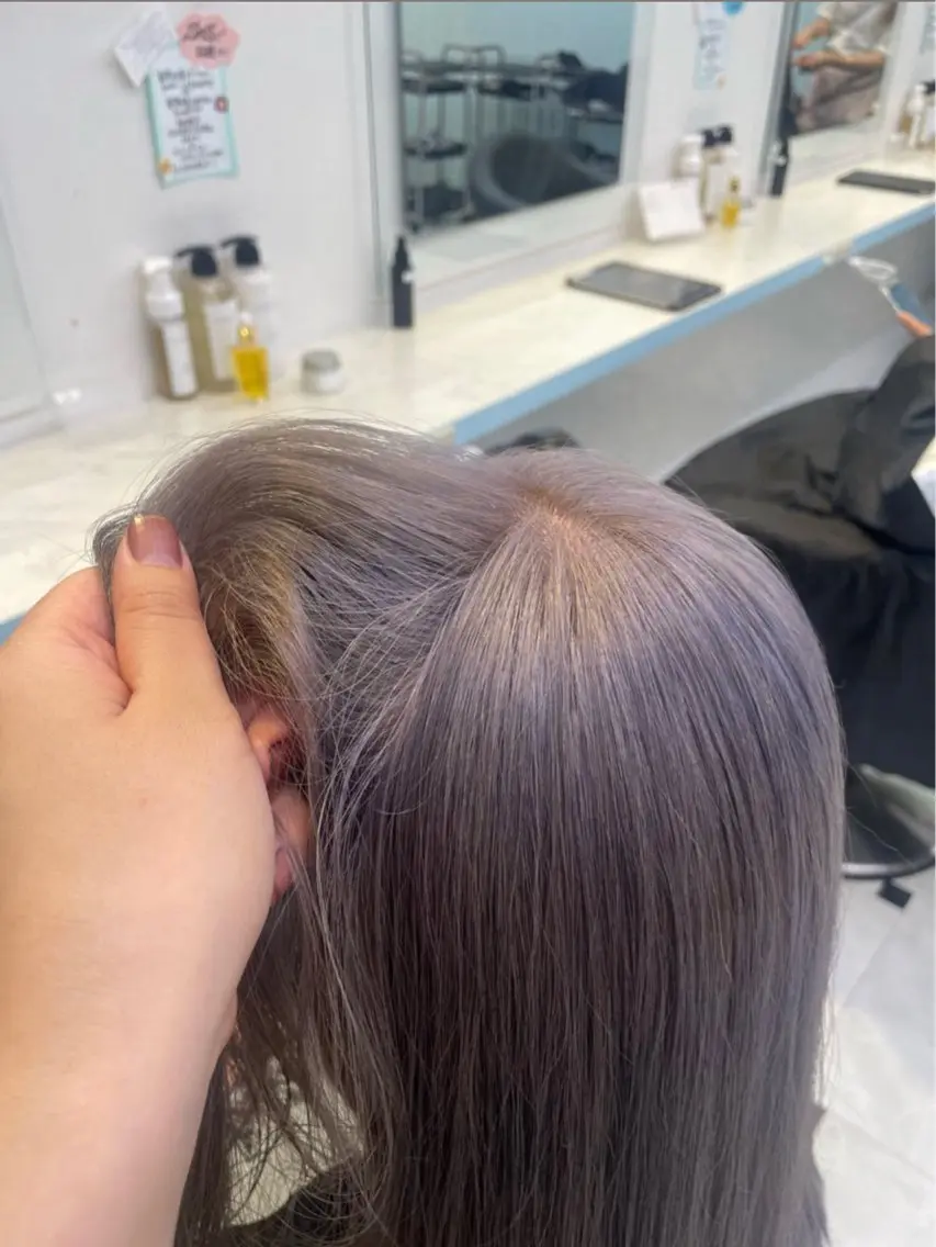 セミロング カラー カット ヘアカラー トリートメント 【美髪矯正/絹髪】 🎀hinano🎀のヘアスタイル
