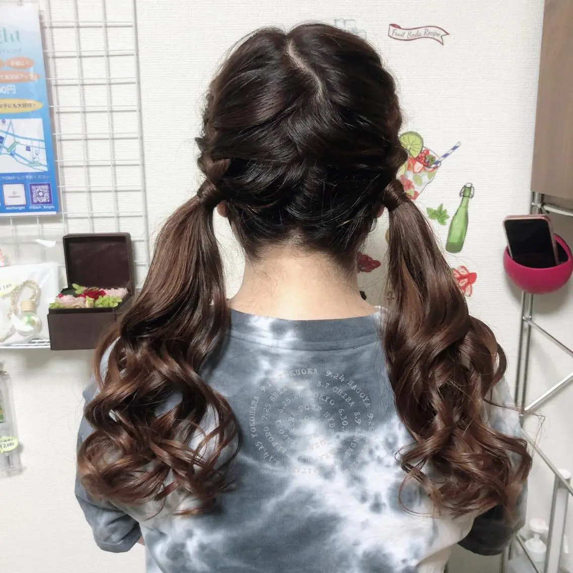 ヘアアレンジ 編みこみ ツインテール イーチブライト EachBrightのヘアスタイル