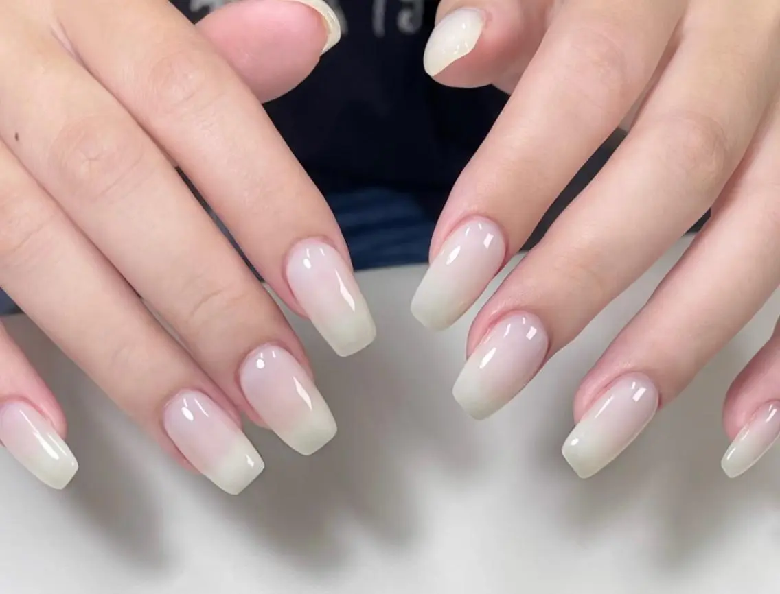 ネイル ハンドネイル エリ🫧 nail池袋東口のネイルデザイン