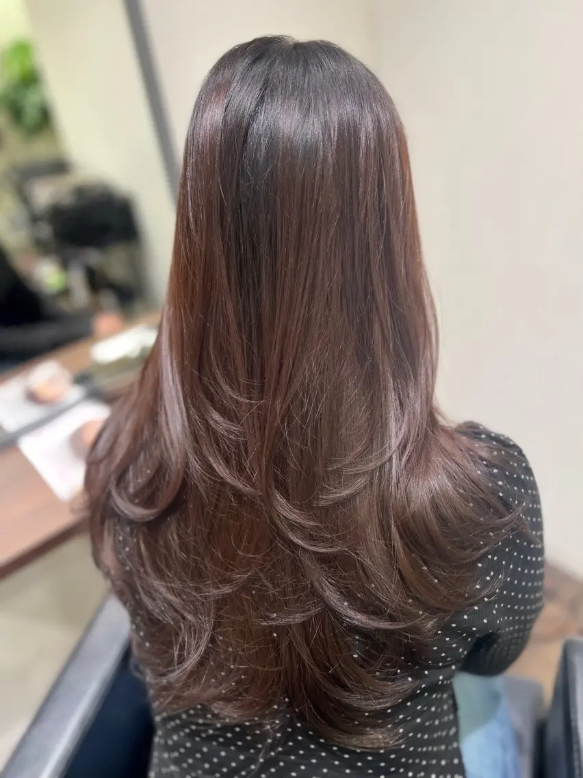 セミロング レイヤーカット カット ヘアカラー トリートメント レイヤーカット 早崎太生のヘアスタイル