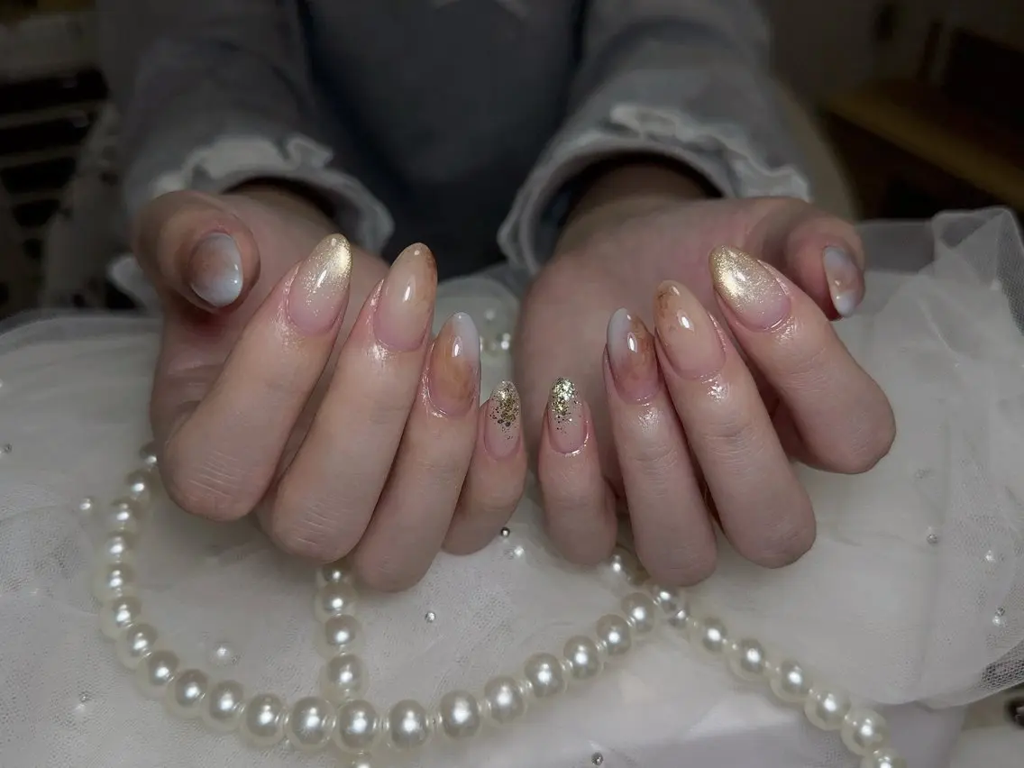 ネイル ハンドネイル NAIL CIRCLESのネイルデザイン