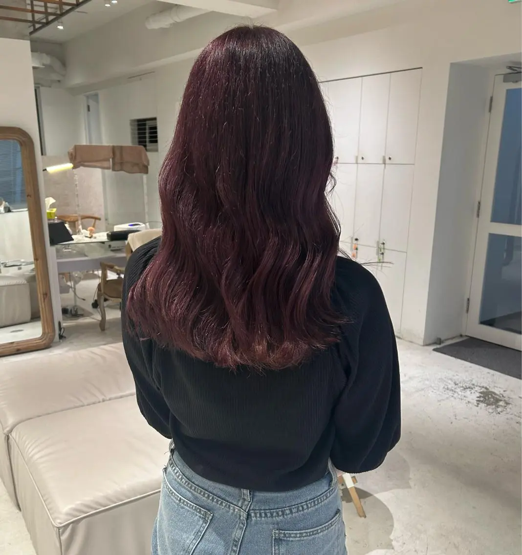 ロング カラー ブリーチ カシス ラベンダーカラー カット ヘアカラー トリートメント 透明感カラー🫧 nanohaのヘアスタイル