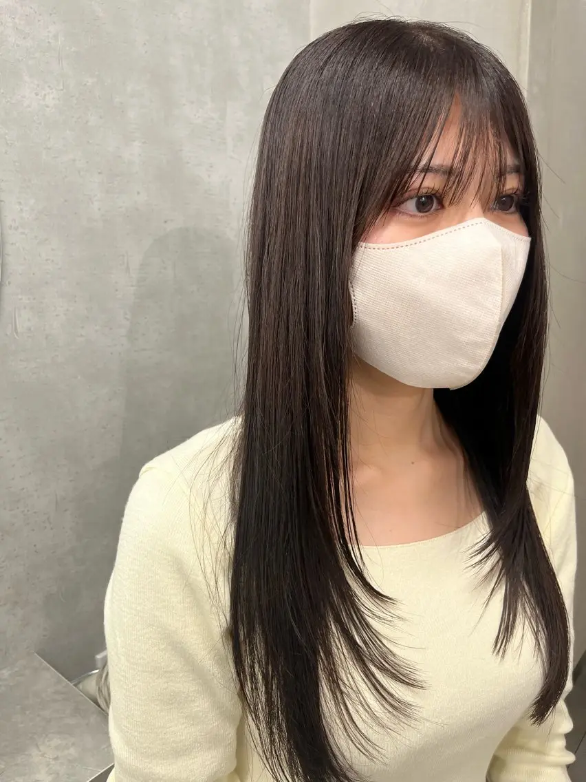 ロング カラー レイヤーカット anon Loemのヘアスタイル