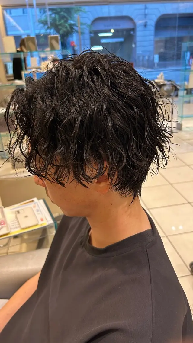 ミディアム パーマ メンズパーマ 副店長ユウタのヘアスタイル