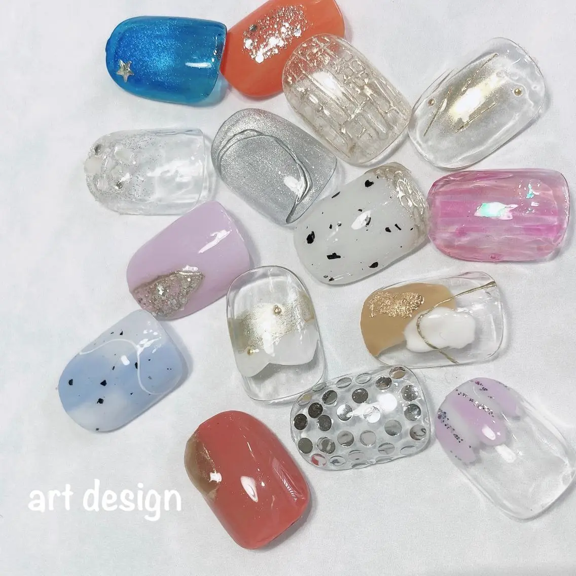 フットネイル/オフ込みサンプルアート+丁寧ケア+ネイルオイル仕上げの写真