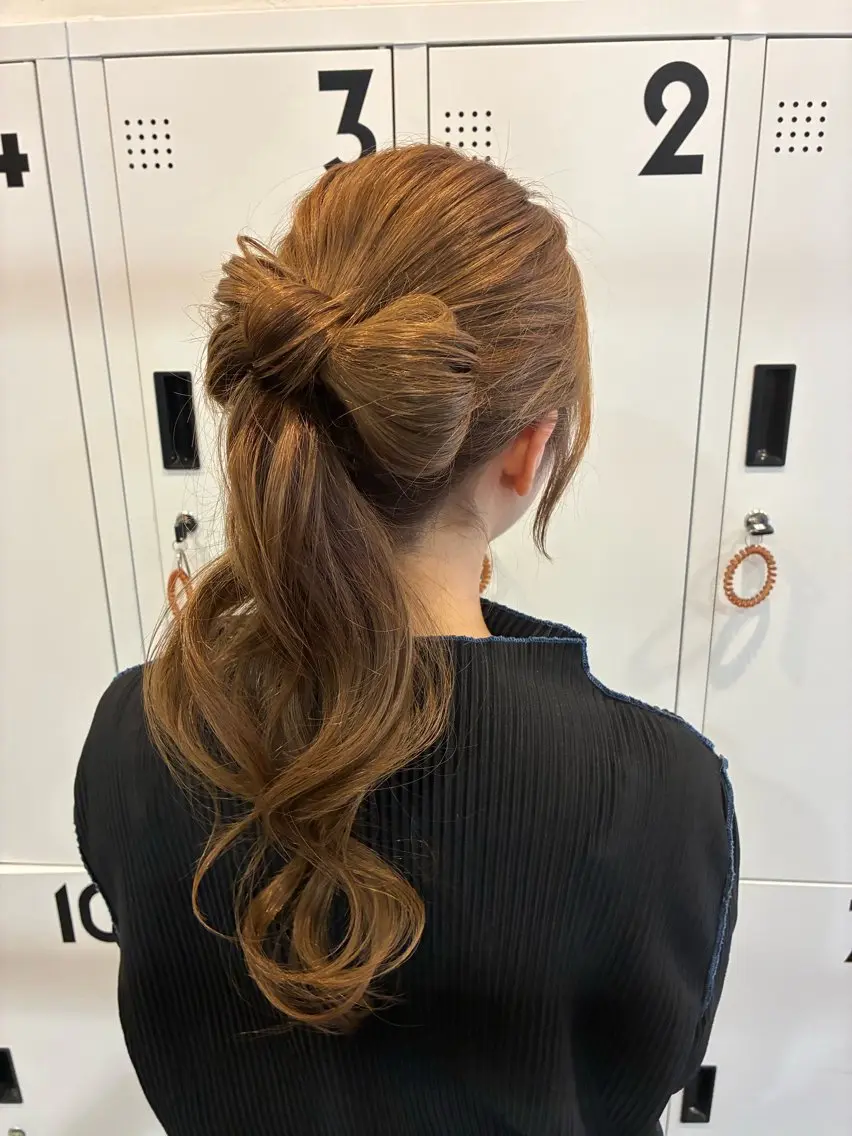 ロング ヘアアレンジ mo moのヘアスタイル