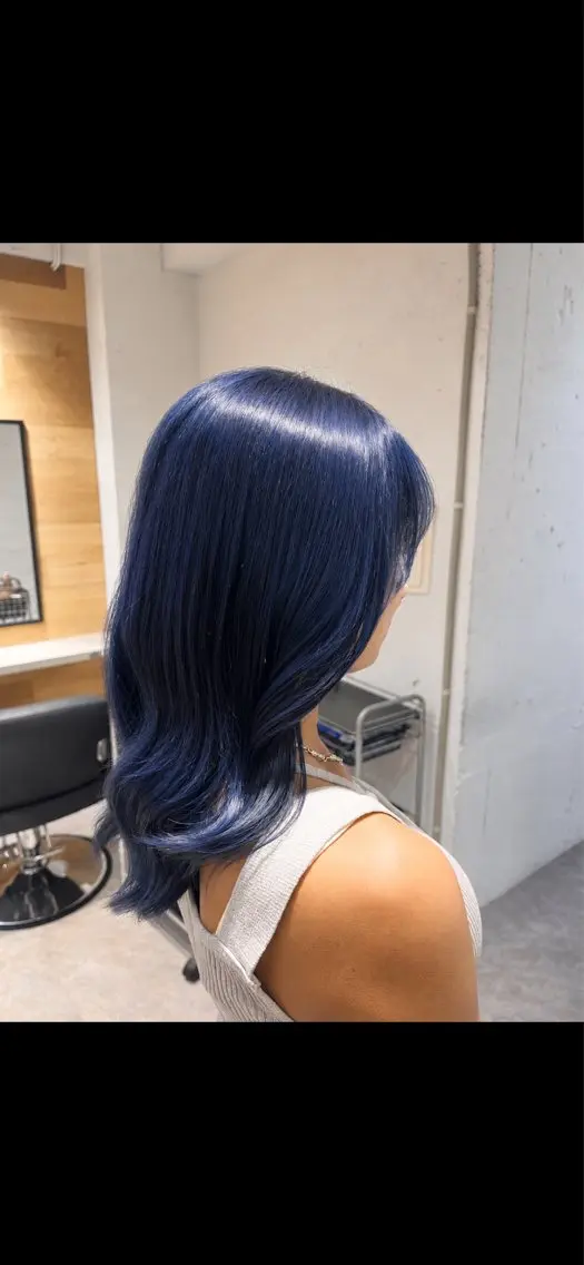 ミディアム カット ヘアカラー トリートメント EIGHT サイショ ミズキのヘアスタイル