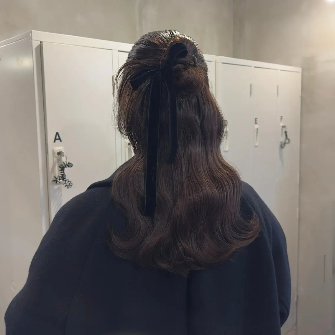 セミロング ヘアアレンジ ヘアセット makoto / 韓国風ヘア🎀🪄︎のヘアスタイル