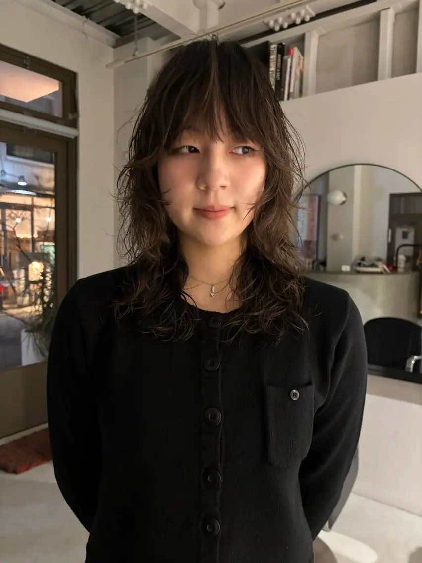ミディアム ミディアムパーマ カット パーマ トリートメント 田中 隼斗のヘアスタイル
