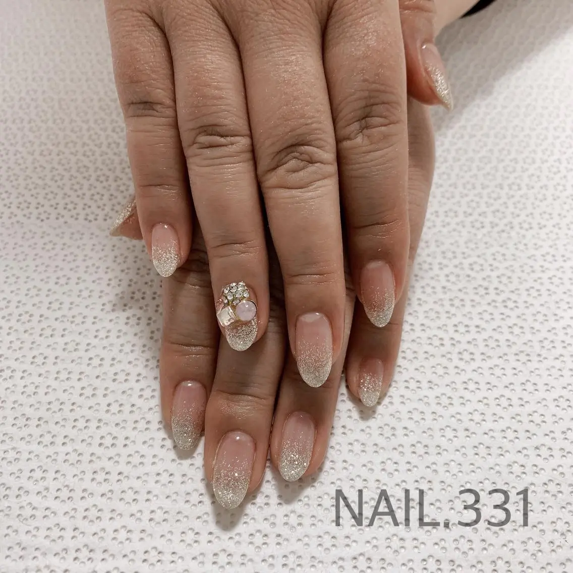 ネイル ハンドネイル Nail 331のネイルデザイン
