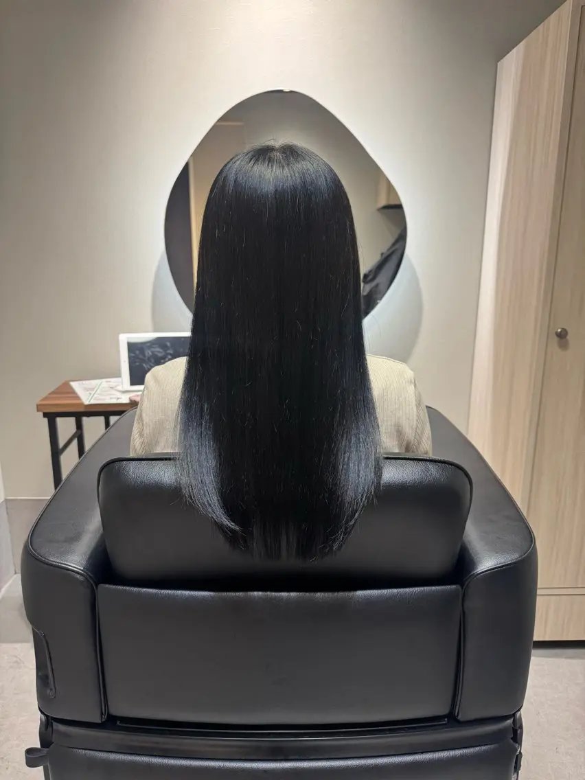 ロング カット ヘアカラー トリートメント 博多美容室NAVY 橋本心縮毛矯正のヘアスタイル
