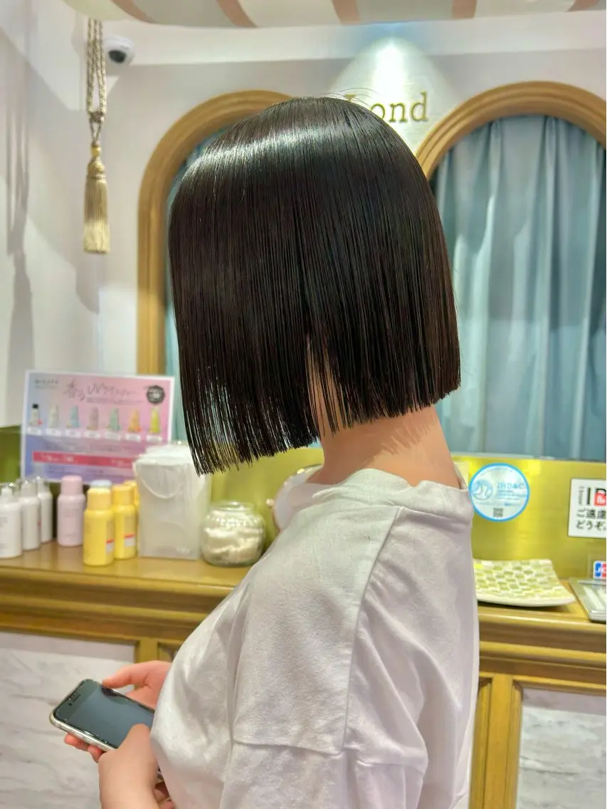 ミディアム カラー ヘアアレンジ ワンレンボブ ブリーチ ケアブリーチ ダブルカラー ハイトーンカラー 髪質改善【縮毛矯正】 北千住 田邉 澪のヘアスタイル