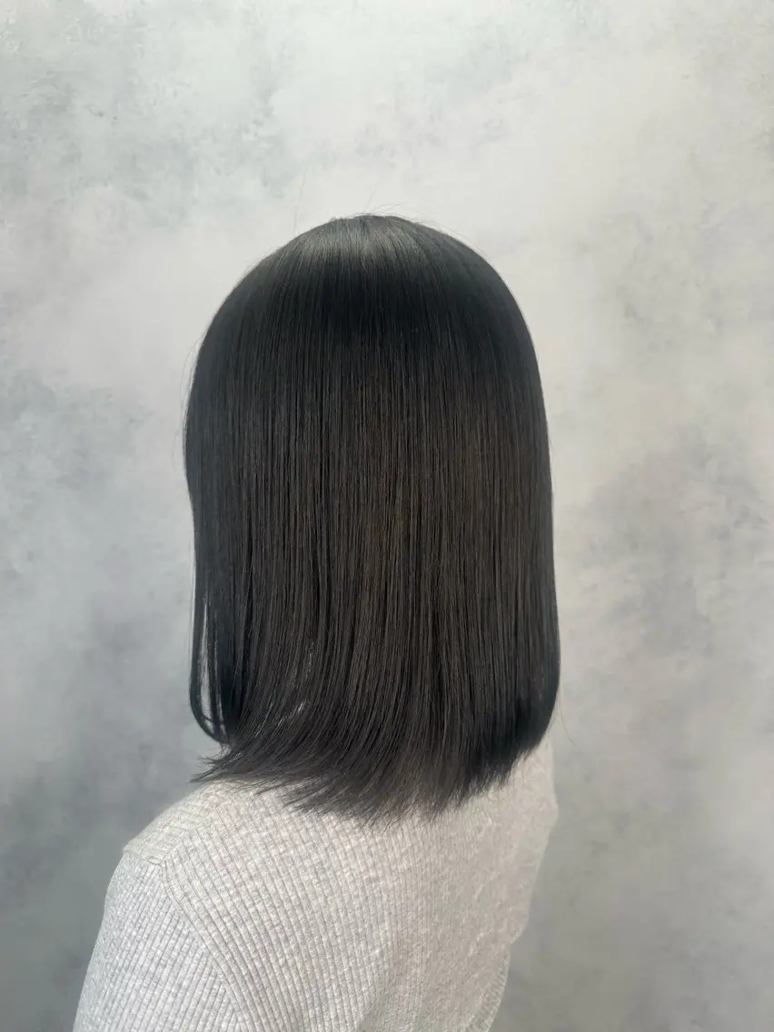 ミディアム カット ヘアカラー トリートメント ヘッドスパ 🍇うる艶暖色カラー /madokaのヘアスタイル