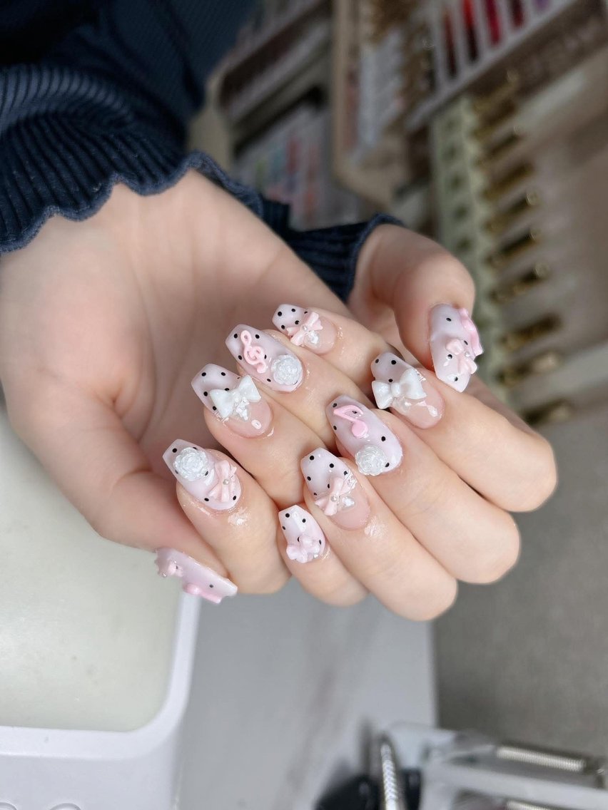 ネイル ハンドネイル Swan Nail Salonのネイルデザイン
