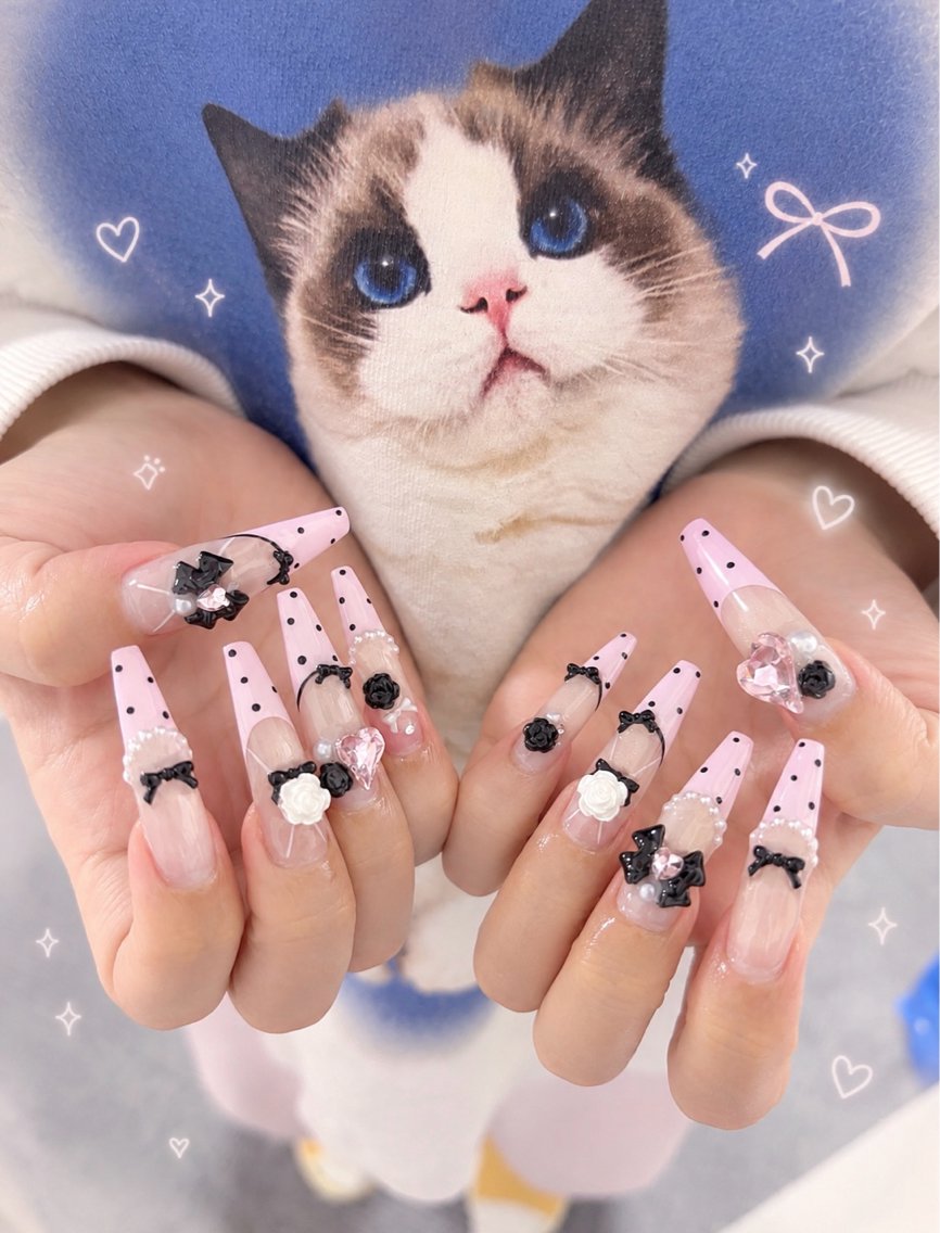 ネイル アートネイル オーロラネイル チークネイル 長さ出し フットネイル ハンドネイル Chan nailsのネイルデザイン