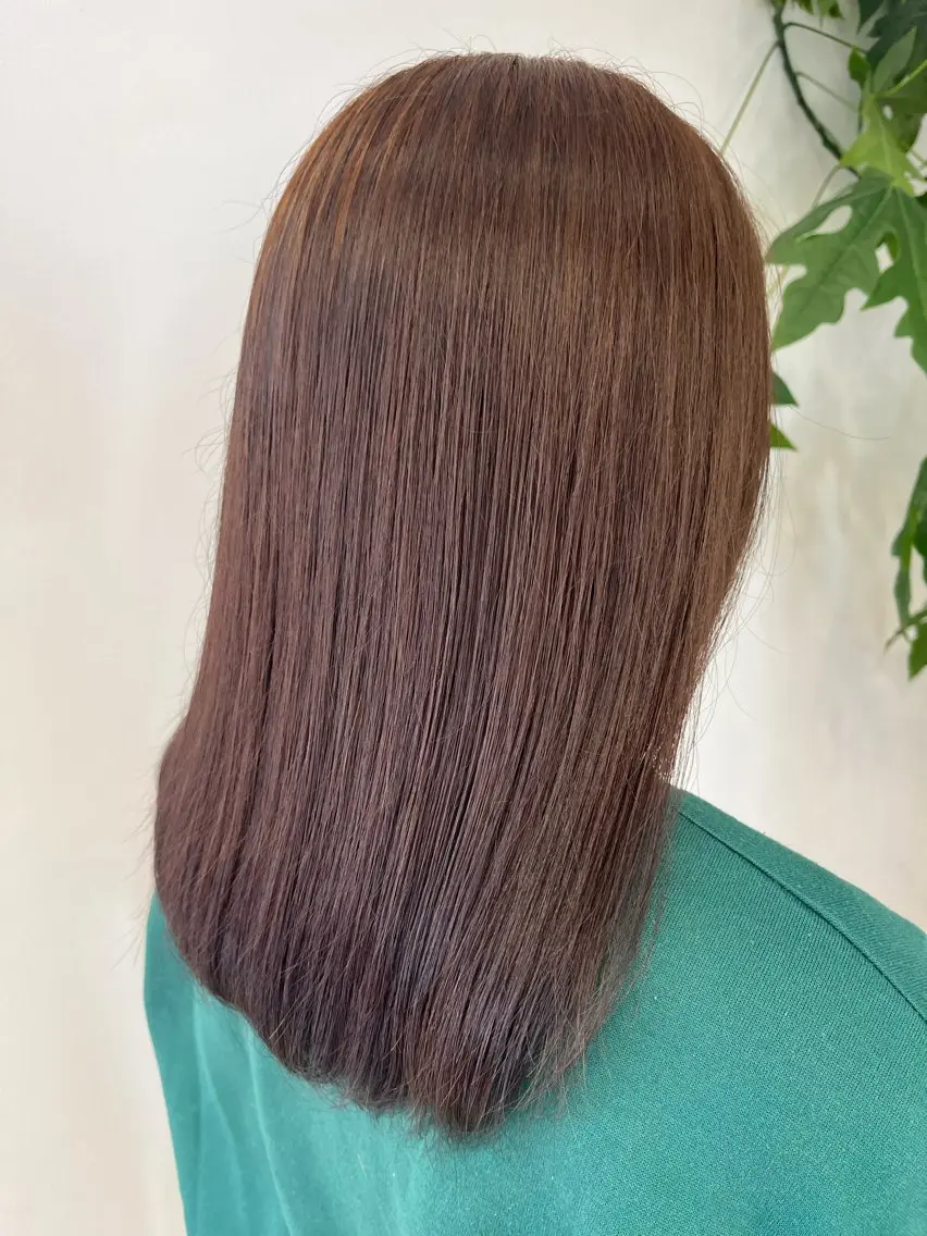 ミディアム カラー ヘアカラー トリートメント 艶髪特化 しゅんぼう 長岡髪質改善のヘアスタイル