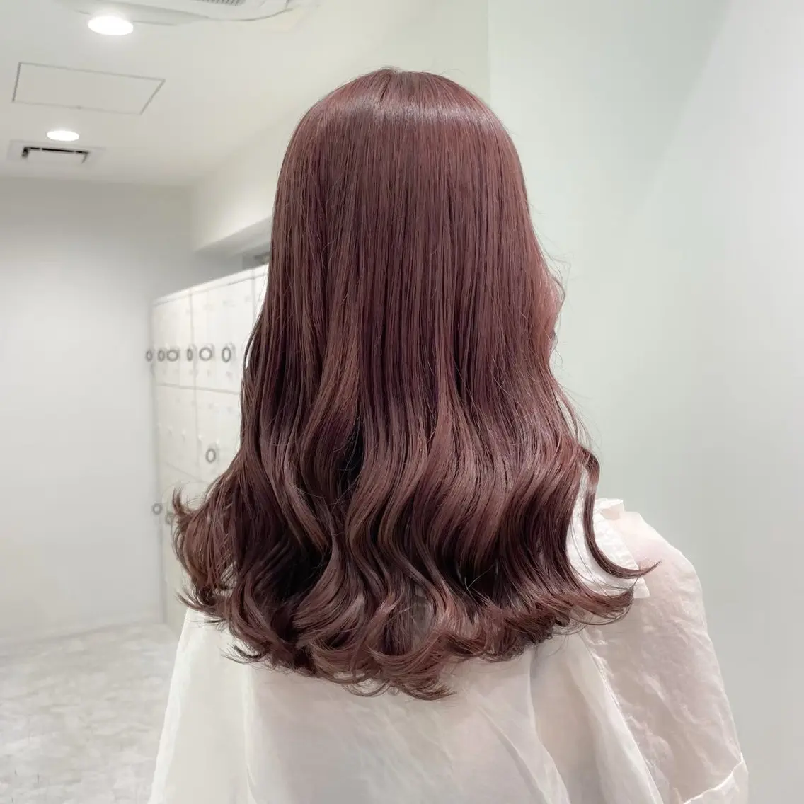 ロング カラー ベージュカラー ブリーチ 透明感カラー ダブルカラー ピンクカラー カット ヘアカラー ダブルカラー/縮毛/ ピンク/ベージュのヘアスタイル