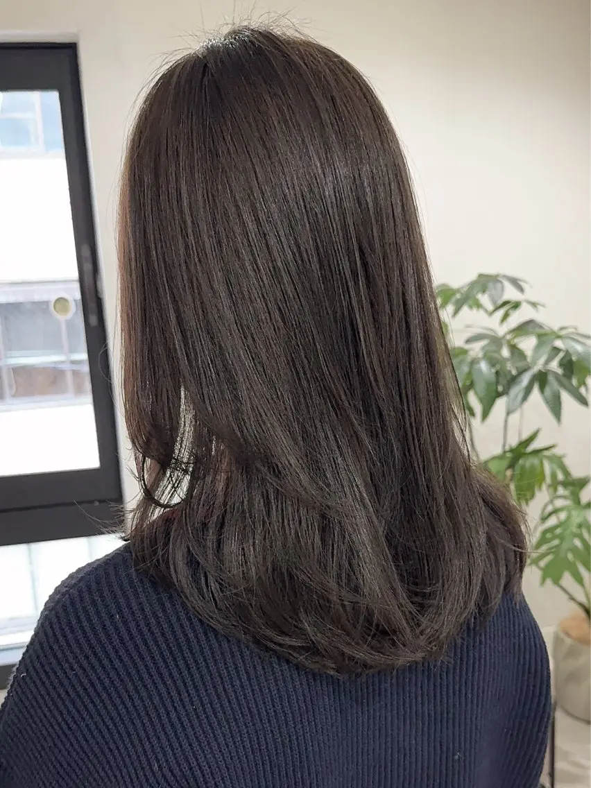 セミロング カット ヘアカラー トリートメント イメチェンレイヤー/ 縮毛矯正/菅野恭平のヘアスタイル