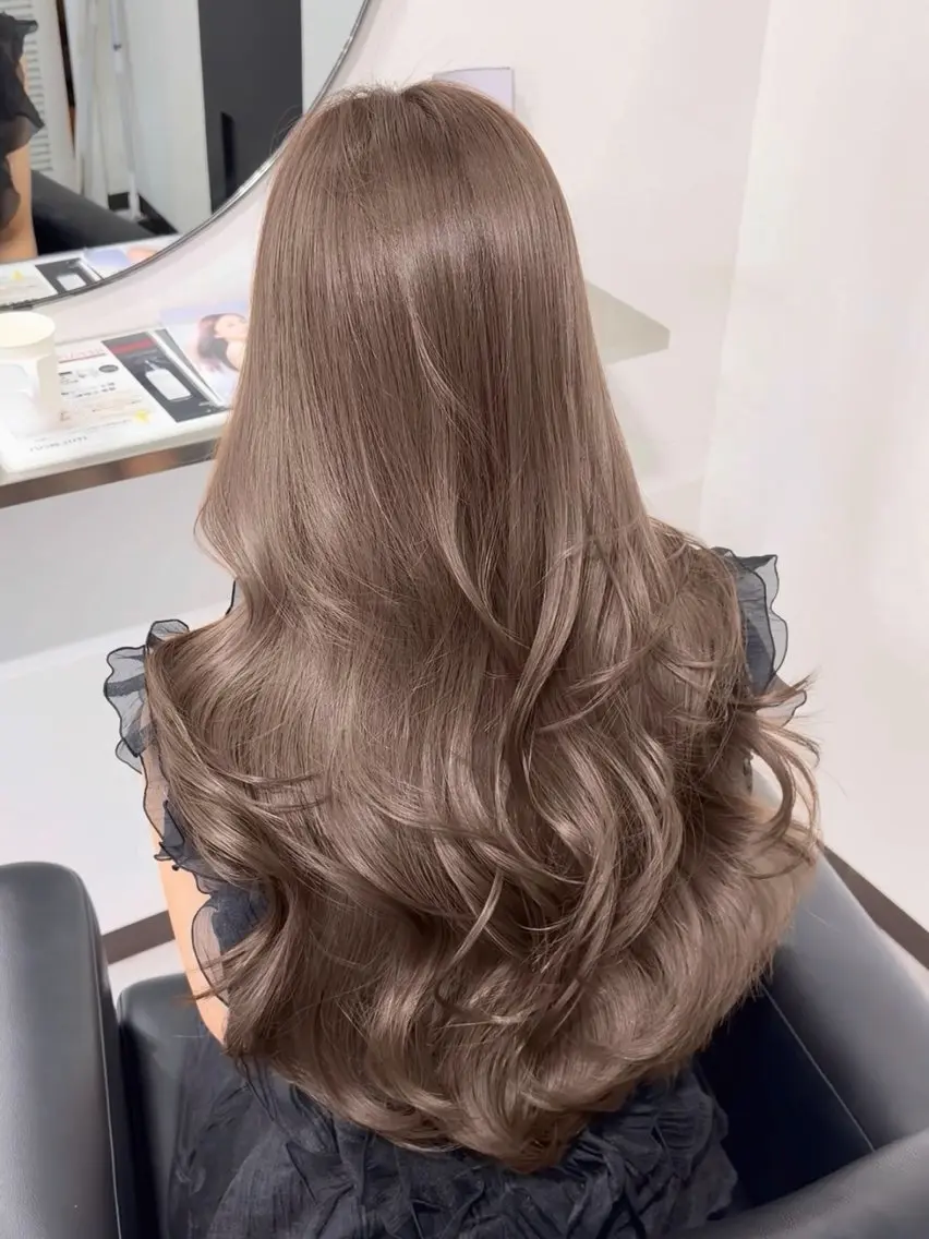 ロング ヘアカラー トリートメント 🖤JIN🖤久留米 ハイトーン 髪質改善のヘアスタイル