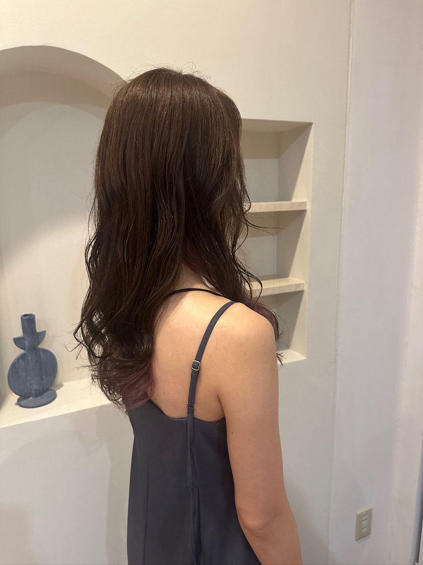ロング カラー 山際 樹璃のヘアスタイル