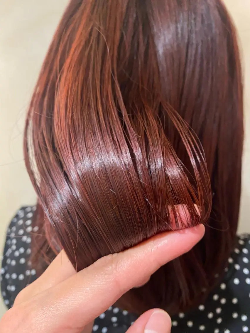 ダメージレスオイルカラー+似合わせカットの写真