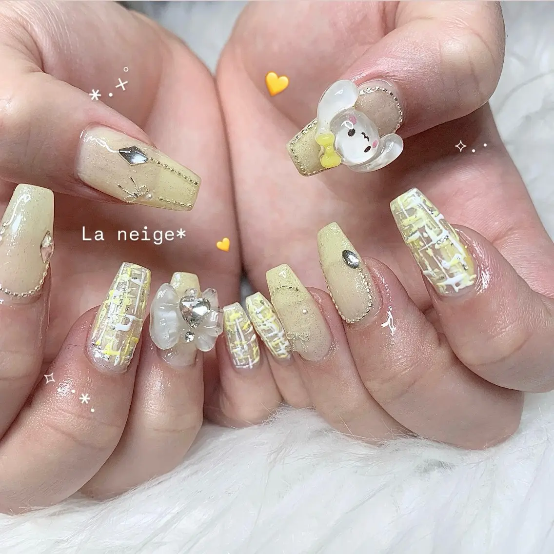 ネイル ハンドネイル La neige* yuki 🐩🌙のネイルデザイン