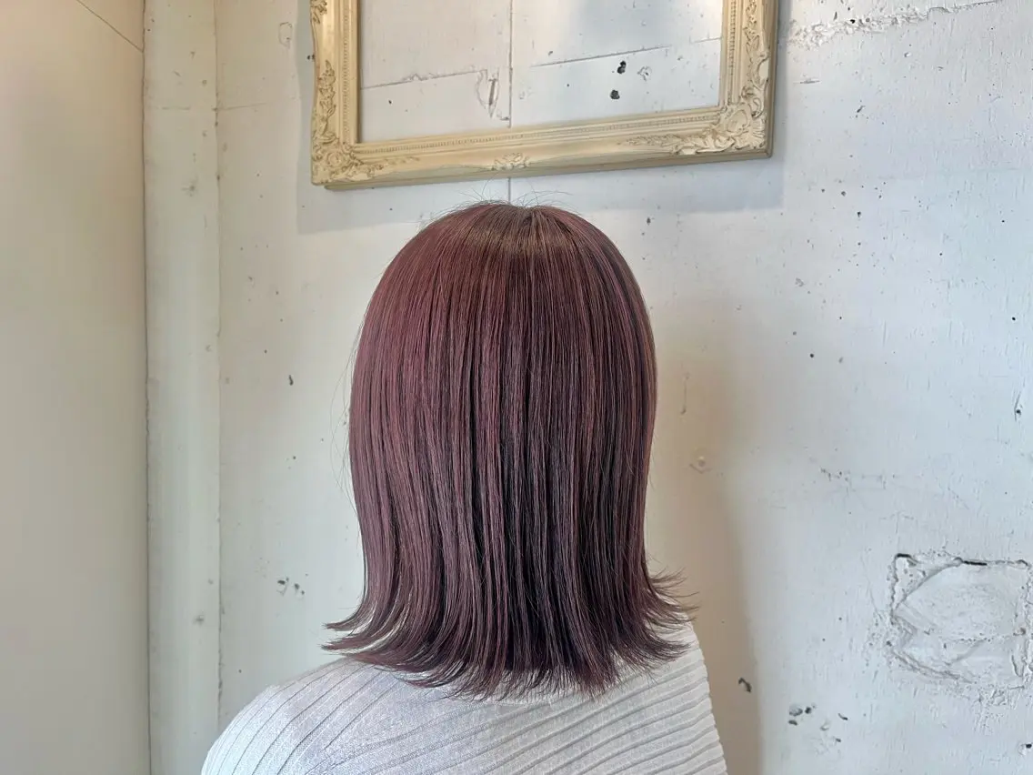 ミディアム カラー ブラウンカラー ハイライトカラー ピンクカラー ピンクブラウン ハイライト ヘアカラー さとう ちほみ🐼のヘアスタイル