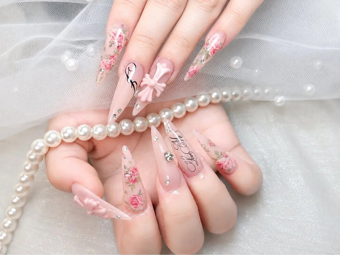 ネイル ハンドネイル mochi nailsのネイルデザイン