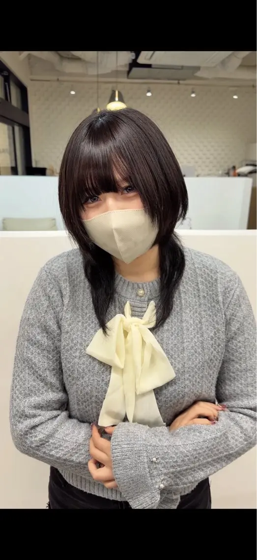 セミロング カラー ウルフカット 京谷 日向のヘアスタイル