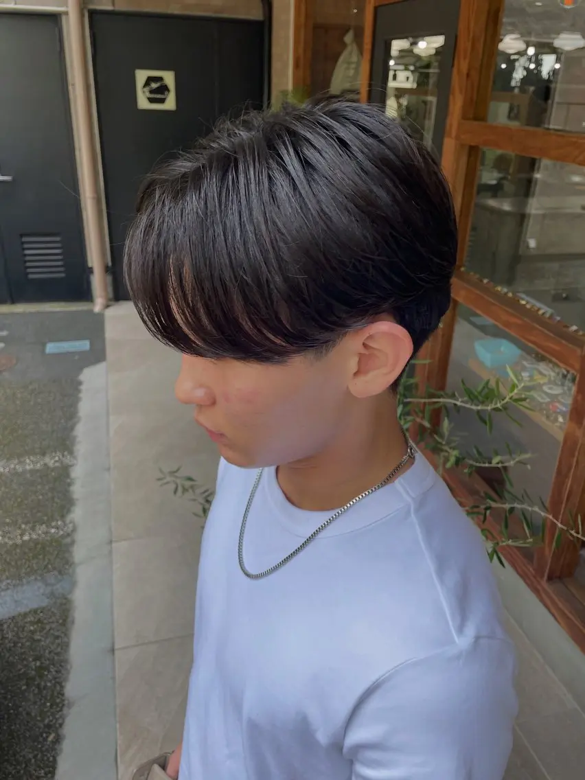 パーマ メンズ センターパート マッシュ 学生（メンズ向け） 学生 縮毛矯正 カット 縮毛矯正 メンズパーマ特化 💥森田まさはるのヘアスタイル