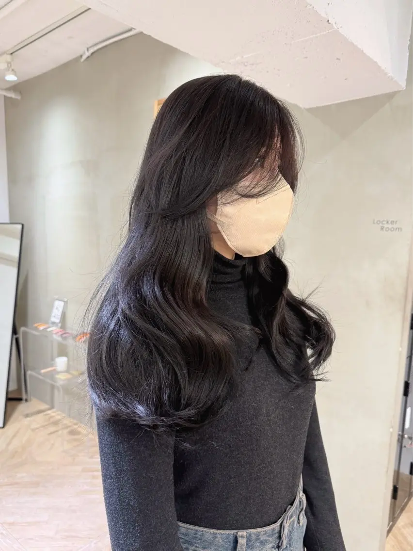 ロング 透明感カラー 🎀エリコ🌈のヘアスタイル